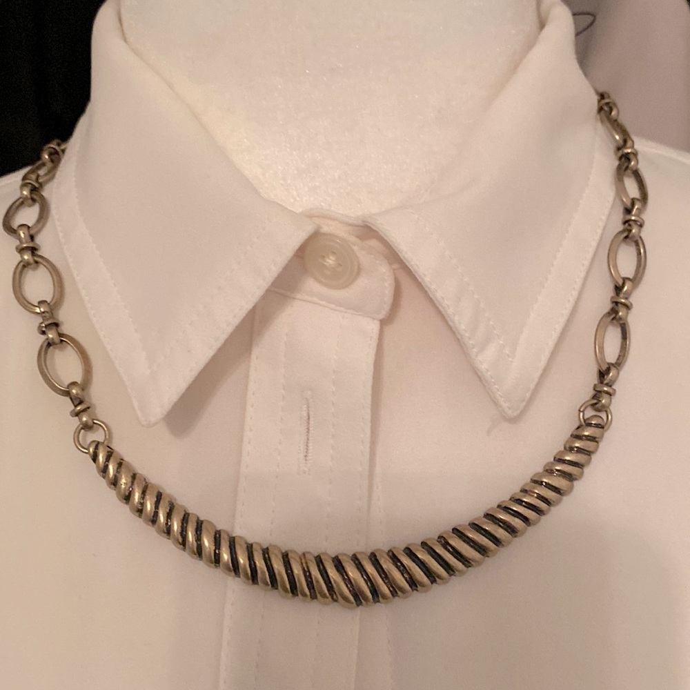 Chico’s statement gold tone necklace